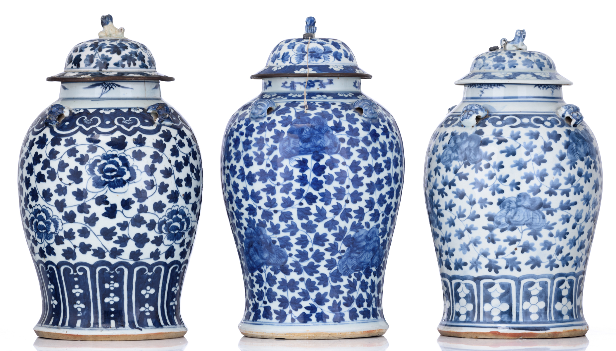 Three Chinese blue and white floral decorated pots and covers, 18th/19thC, H 43,5 - 45 cm - Image 3 of 8