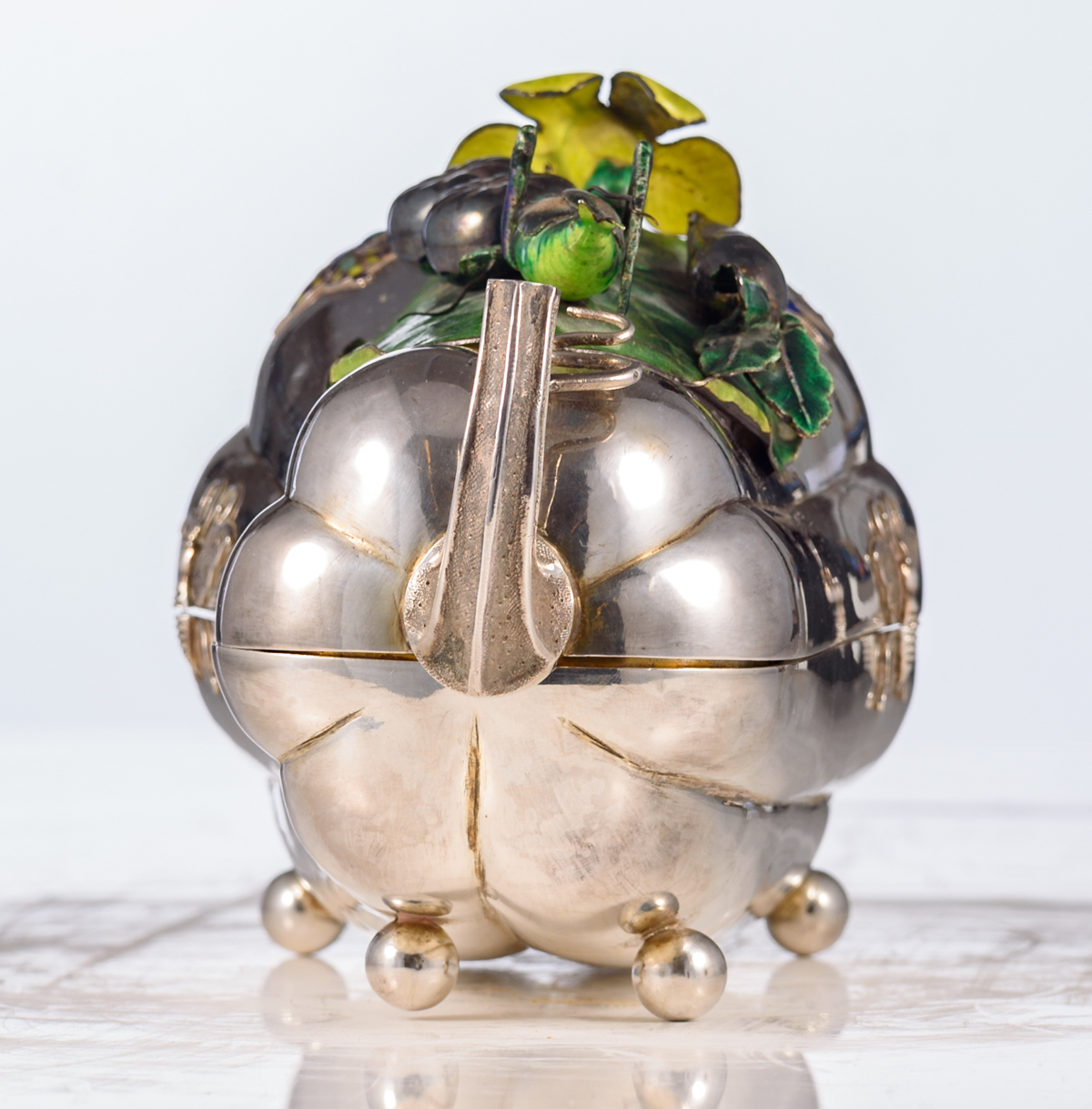 An Oriental silver pumpkin shaped box and cover, with enamelled alto relievo decoration depicting - Image 5 of 9