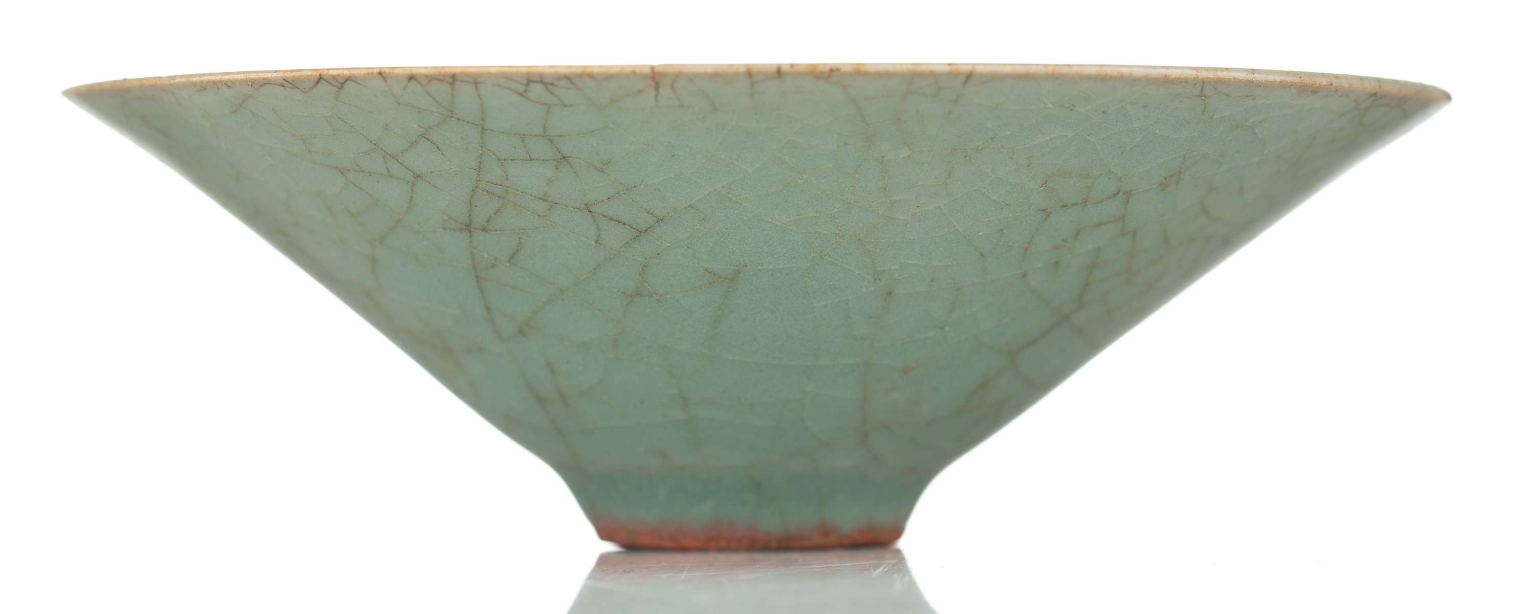 A Chinese longquan celadon stoneware bowl, Northern Song type, H 4,5 - ø 13,7 cm - Image 3 of 7