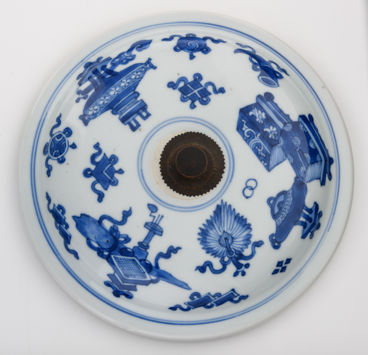 A Chinese blue and white porcelain food warmer, decorated with Shou signs, the roundels with the ' - Image 7 of 9