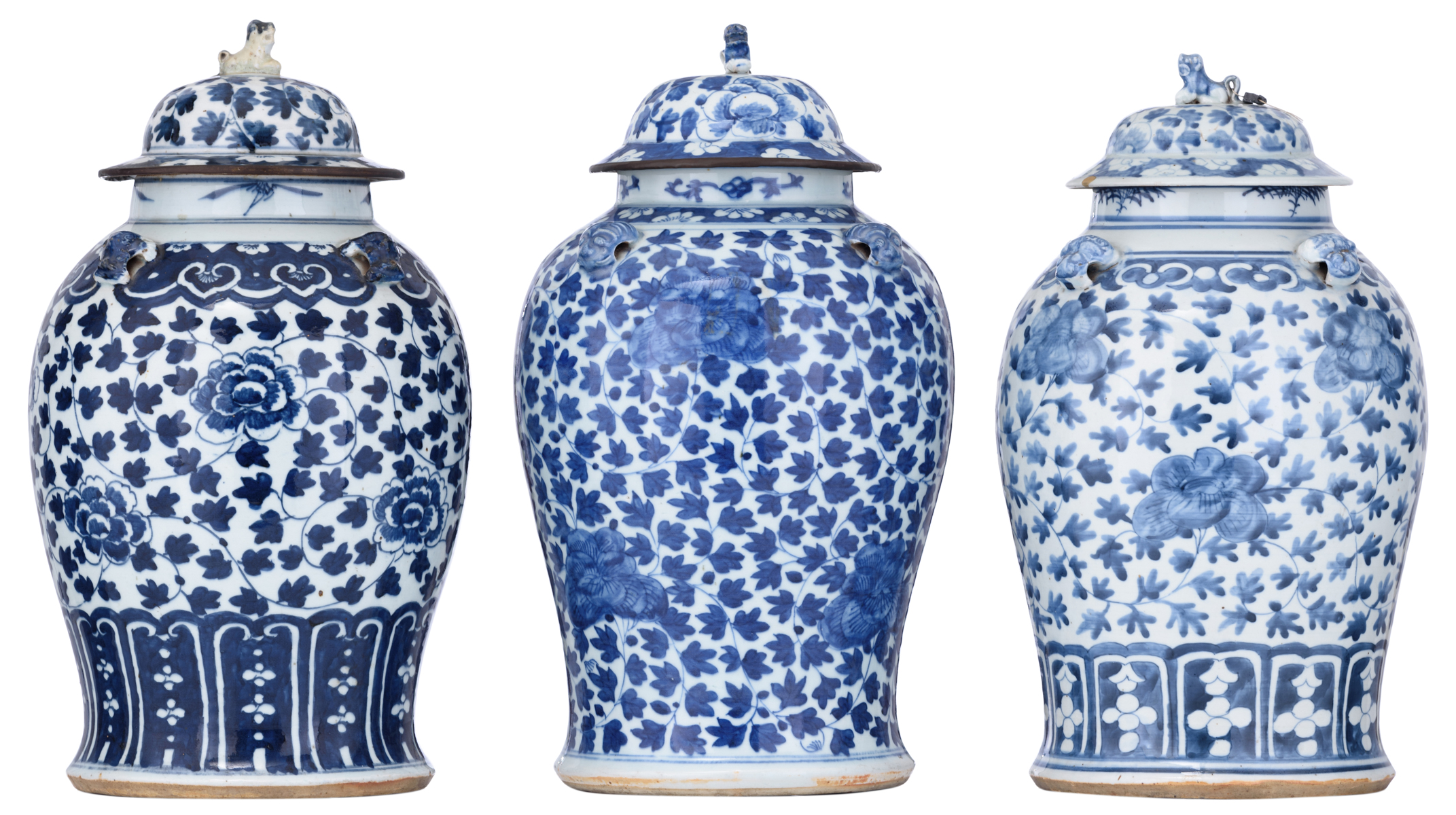 Three Chinese blue and white floral decorated pots and covers, 18th/19thC, H 43,5 - 45 cm