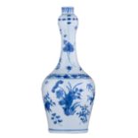 A Chinese Transition type blue and white garlic neck bottle vase with floral design, H 36,5 cm