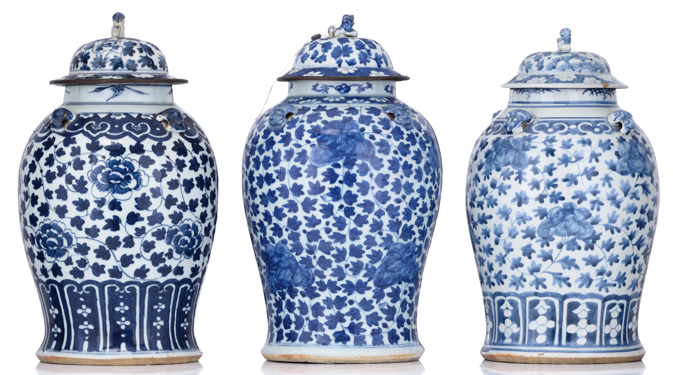 Three Chinese blue and white floral decorated pots and covers, 18th/19thC, H 43,5 - 45 cm - Image 4 of 8