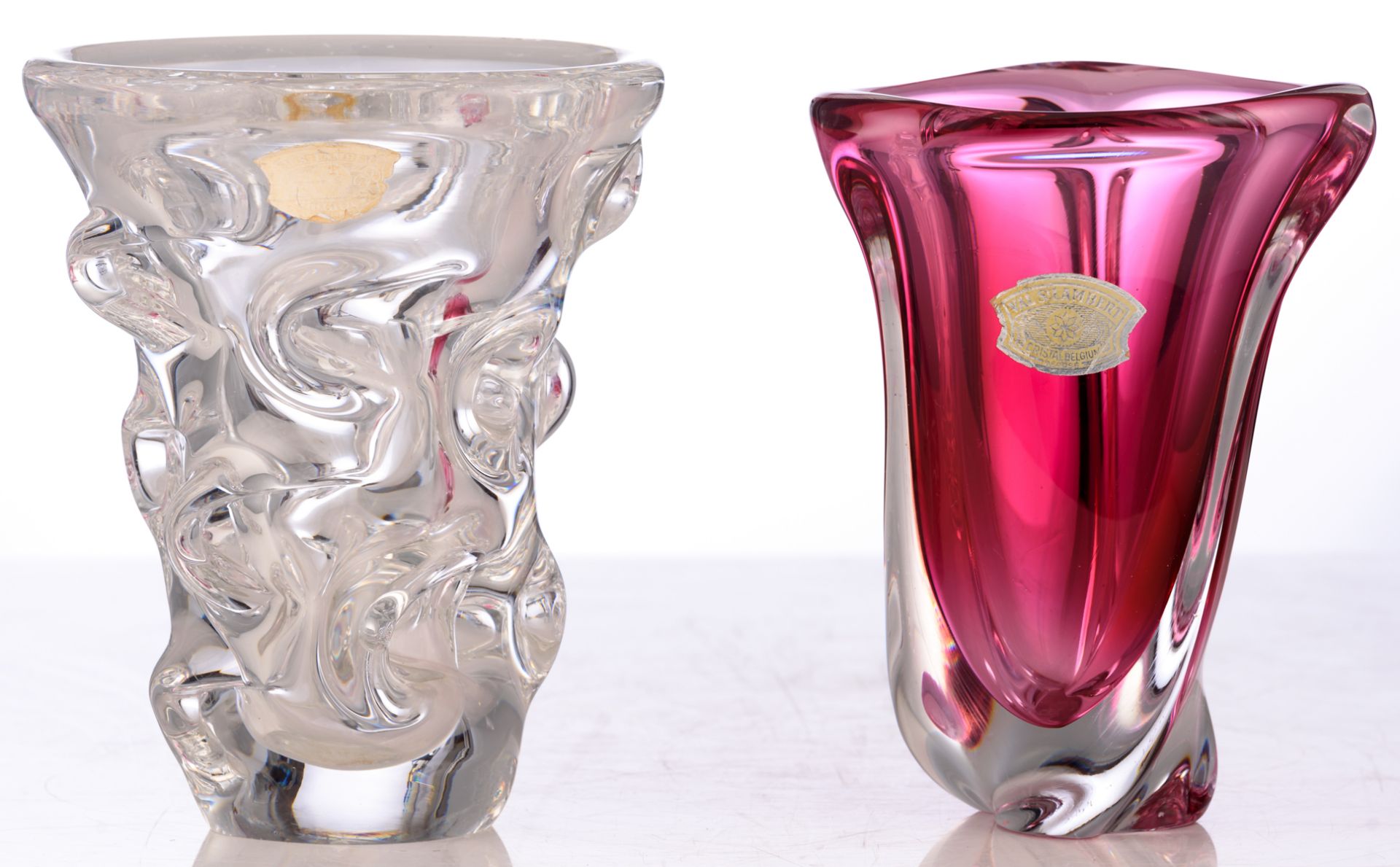 Two Val Saint Lambert crystal vases, one in red overlay crystal, the 1950s, signed, H 19 - 20 cm - Bild 2 aus 7