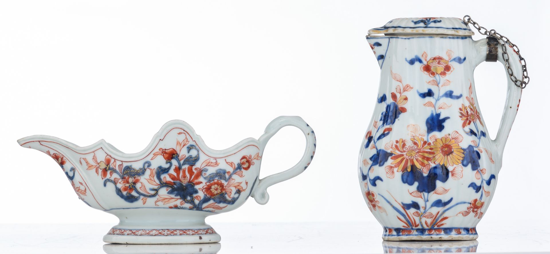 A Chinese Imari lobed jug, decorated with flower bundles; added: a ditto Louis XV-style sauceboat, - Image 2 of 7