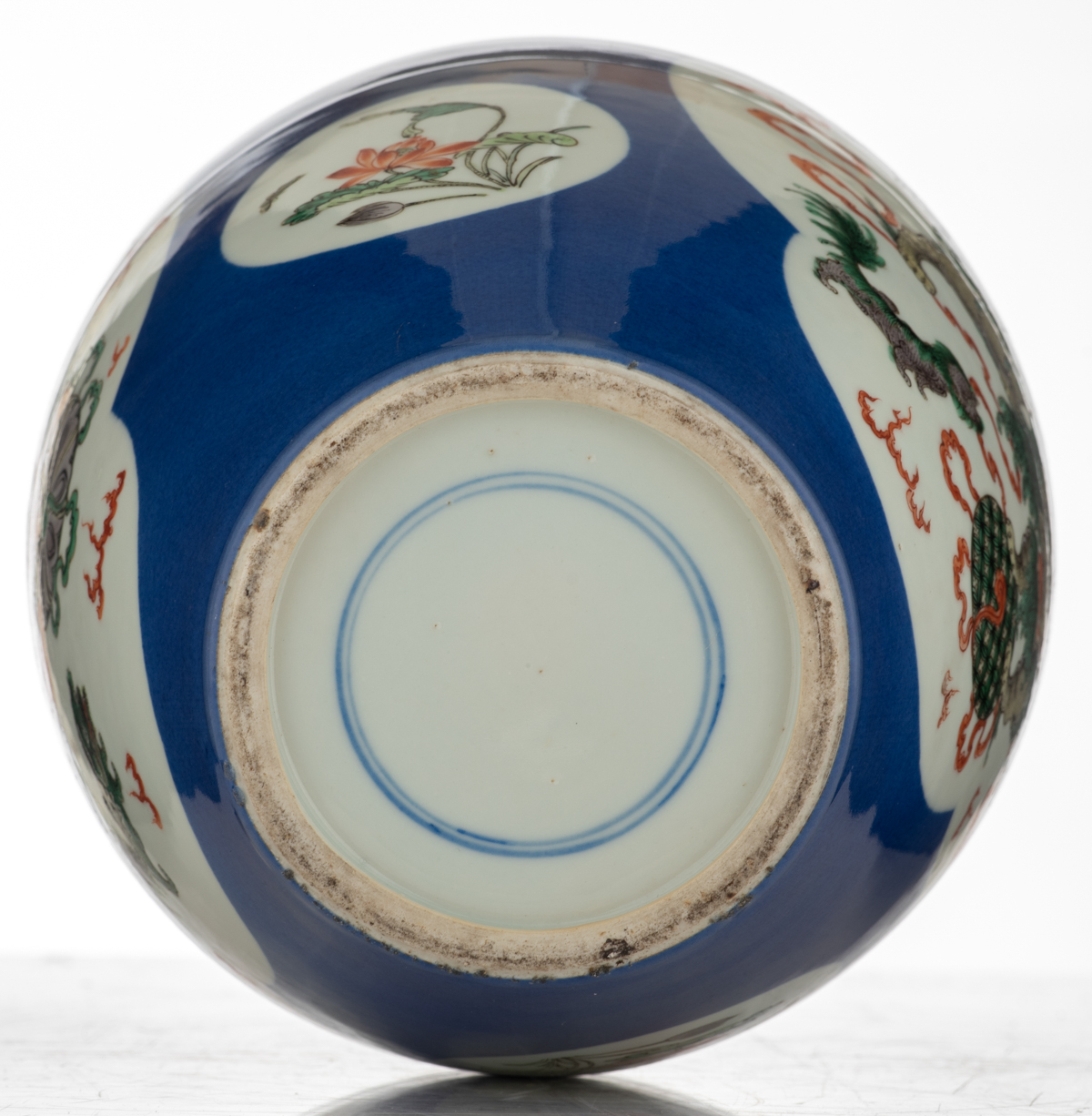 A Chinese bleu poudré begonia shaped vase, the roundels famille verte decorated with playing - Image 6 of 6