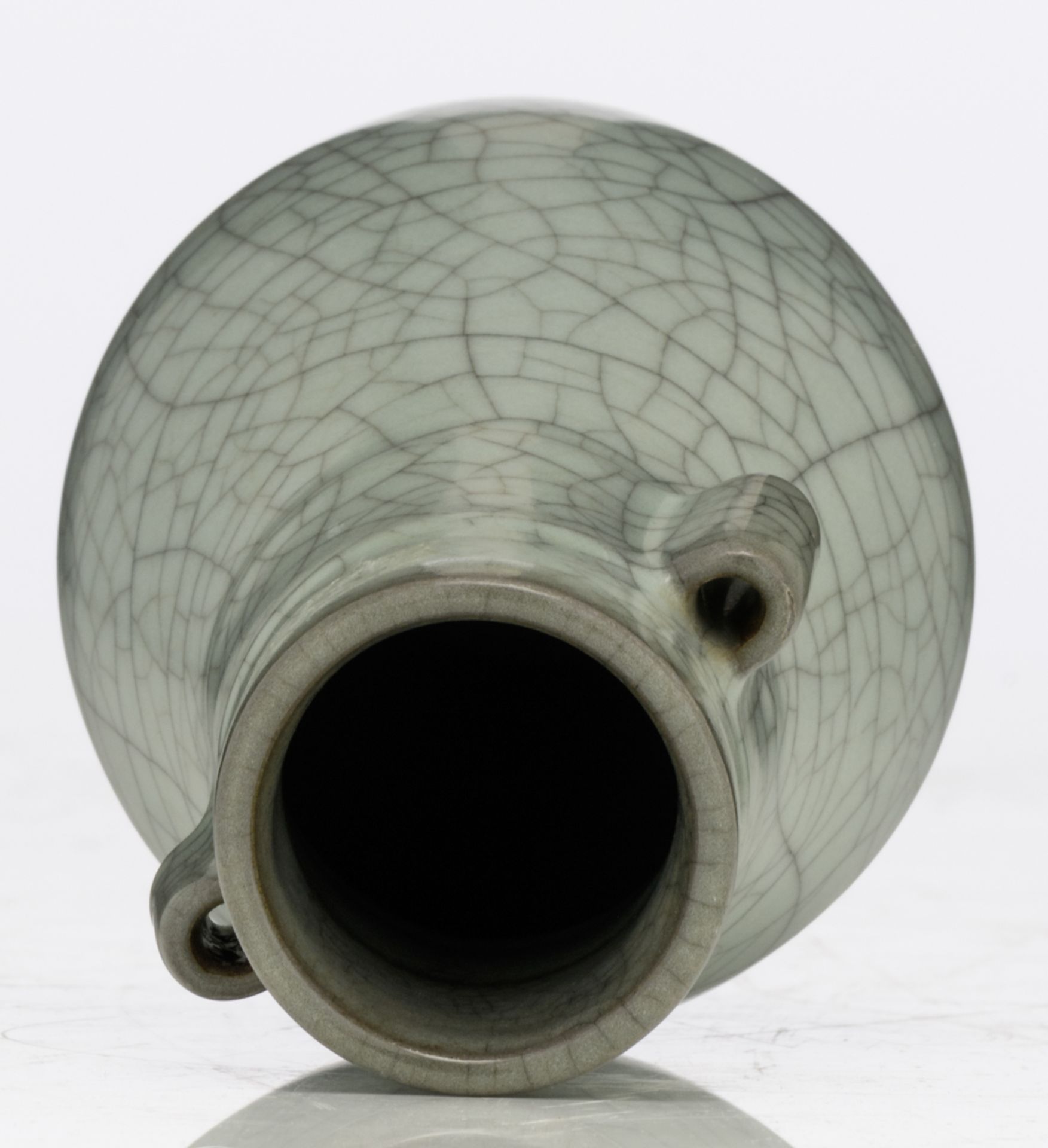 An Oriental celadon crackle-glazed pear-shaped vase, marked, H 22 cm - Image 5 of 7