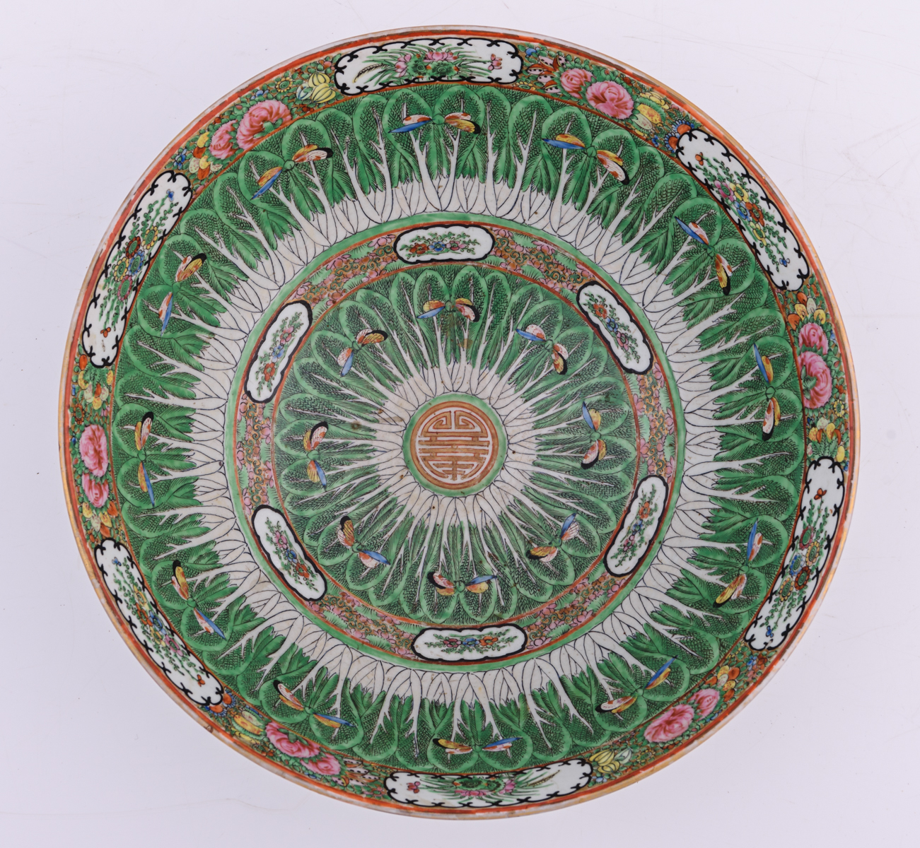 A Chinese Canton famille rose porcelain bowl, decorated with cabbage leaves and butterflies, - Image 6 of 7