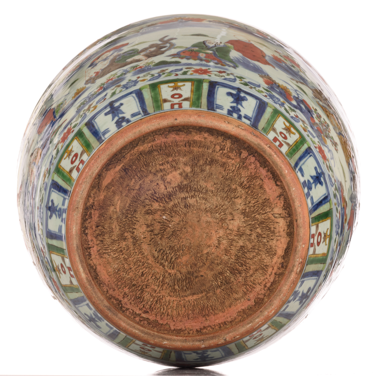 A Chinese wucai jar, decorated with the Eighteen Luohans in a landscape, with a Jiajing mark, H 45 - Image 6 of 7