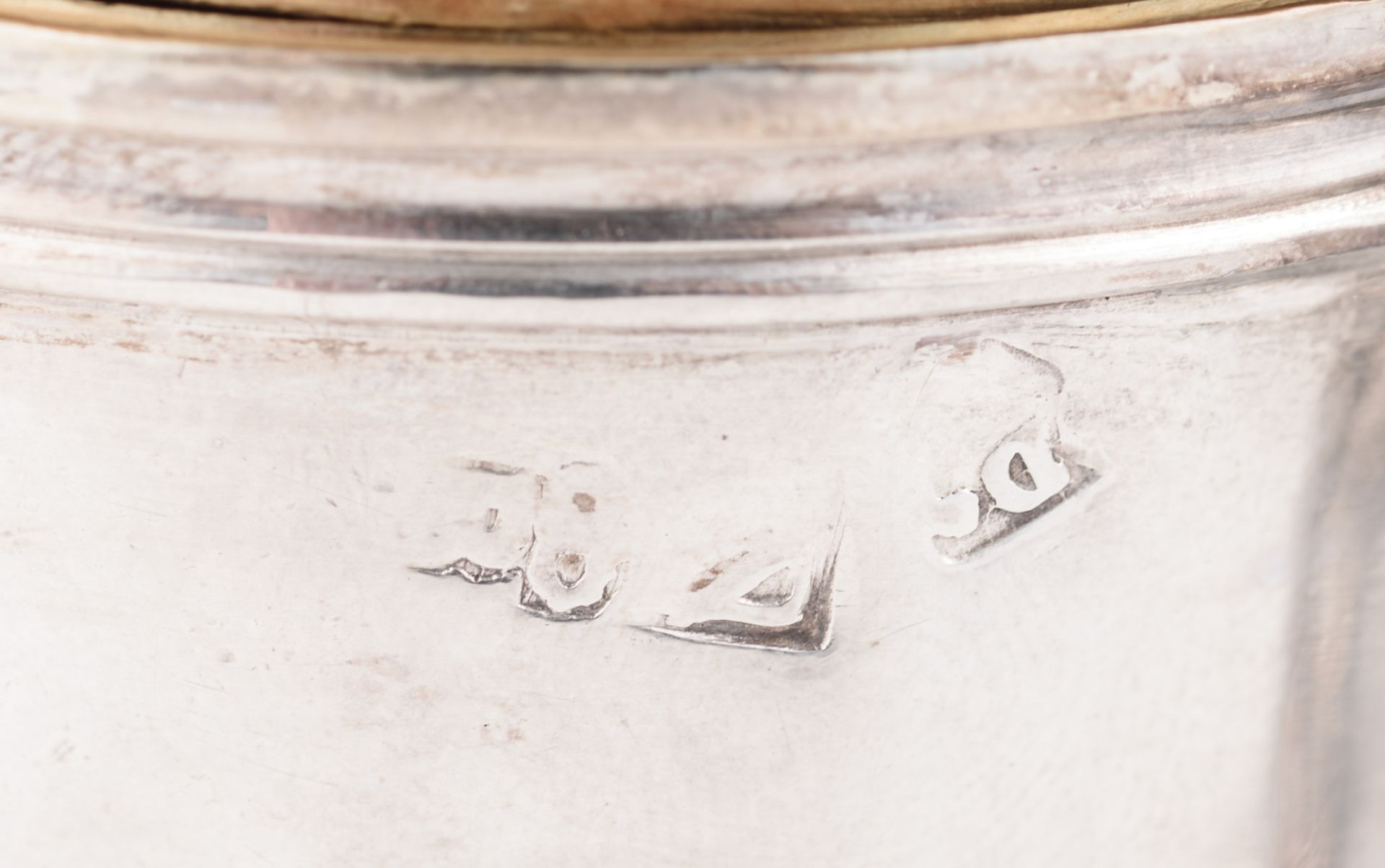 A pair of early 18thC silver ecclesiastical cruets, illegibly marked, with the owners' mark of the - Bild 11 aus 14
