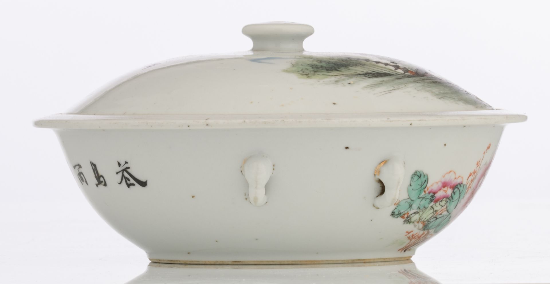 A Chinese polychrome decorated bowl and cover food warmer, decorated with birds on flower - Image 5 of 15