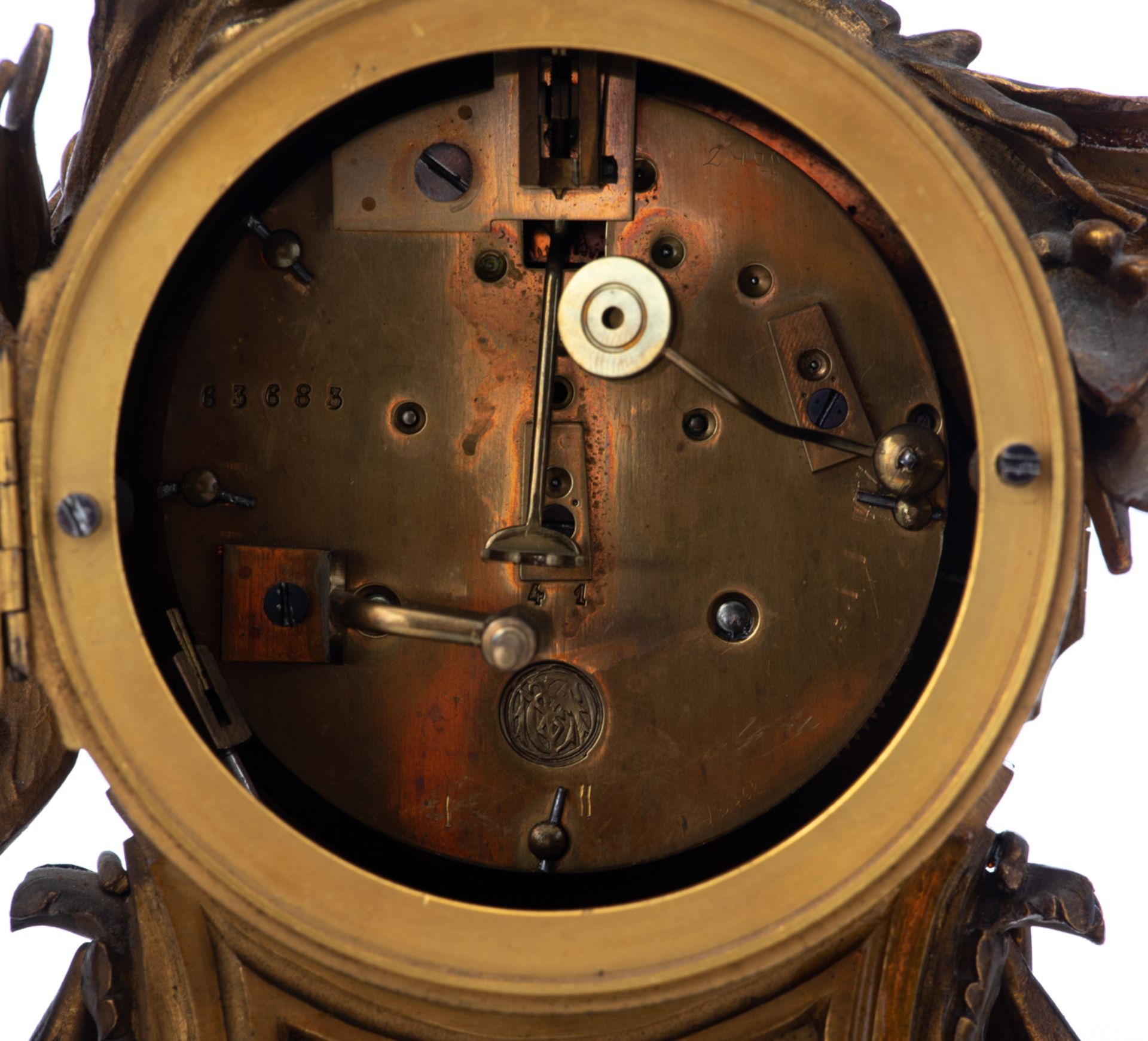 A French Napoleon III-period mantle clock, white Carrara marble and decorated with patinated - Image 10 of 10