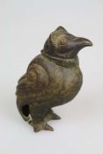 Vogelfigur, Indien, Metall, 19./20. Jh., H. 17,5 cm.