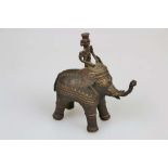 Elefant mit Reiter, Indien, Metall, H. ca. 10 cm.