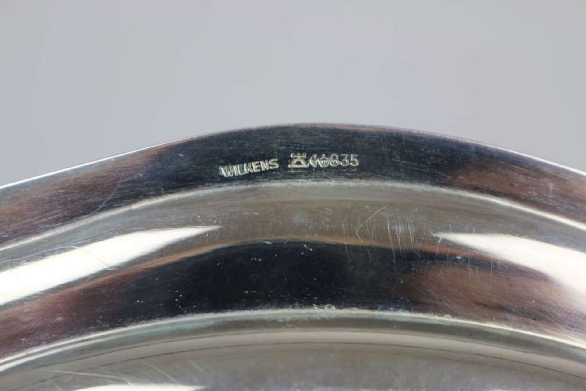 Sauciere mit bombierter Wandung und gewelltem Rand, 835er Silber, Wilkens, L.: 20 cm, H.: 8 cm, - Bild 2 aus 2