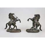 Guillaume I COUSTOU (1677-1746) Nachfolger, Paar Rossebändiger, sog. "CHEVAUX DE MARLY", Bronze,