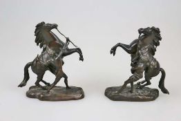 Guillaume I COUSTOU (1677-1746) Nachfolger, Paar Rossebändiger, sog. "CHEVAUX DE MARLY", Bronze,