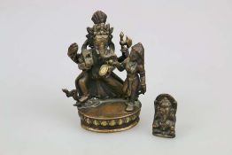 Zwei Gottheiten, je Figur des Ganesha, Indien, Metallguss, H. ca. 14 cm.