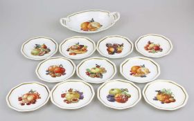 Rosenthal, 11 Obstteller, 10-eckig, im Spiegel jeweils verschieden Obstsorten, geperlter Rand mit