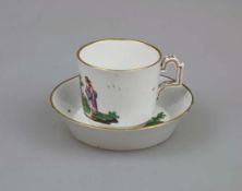 Höchst, Tasse mit Untertasse um 1775, zylindrische Form mit Henkel à la grecque, Untertasse mit