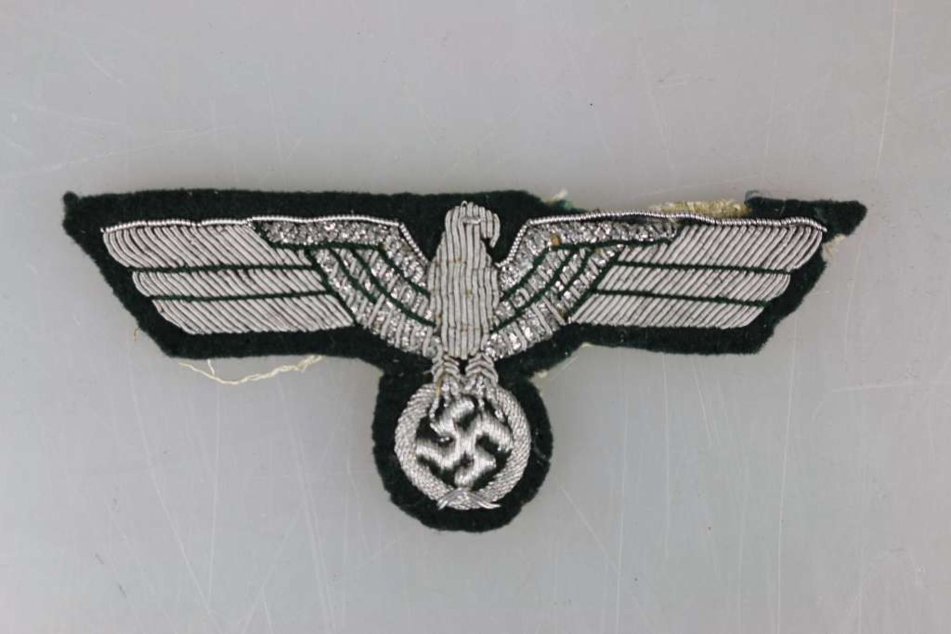 Wehrmacht, verschiedene Uniformeffekten. 3 Paar Schulterklappen eines Leutnants zum einnähen, - Image 3 of 4