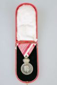 Österreich Ungarn, silberne Militär-Verdienstmedaille ("Signum Laudis") am Band der