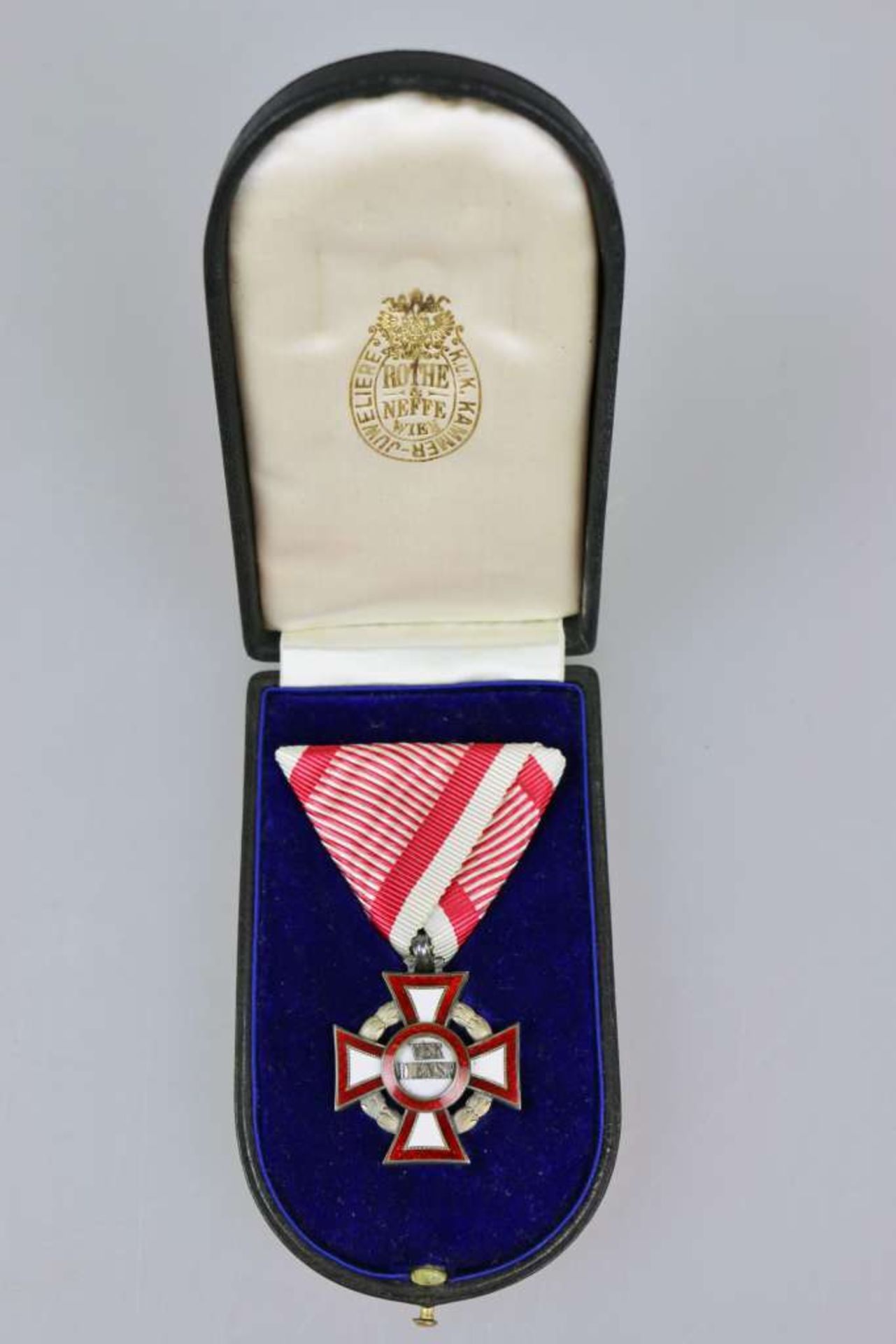 Österreich Ungarn, Militärverdienstkreuz 3. Klasse mit Kriegsdekoration, Silber, beidseitig fein