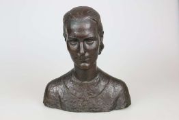 Hermann Geibel (1889-1972), Bronzebüste einer jungen Dame, Hohlguss, verso Monogramm HG, ohne