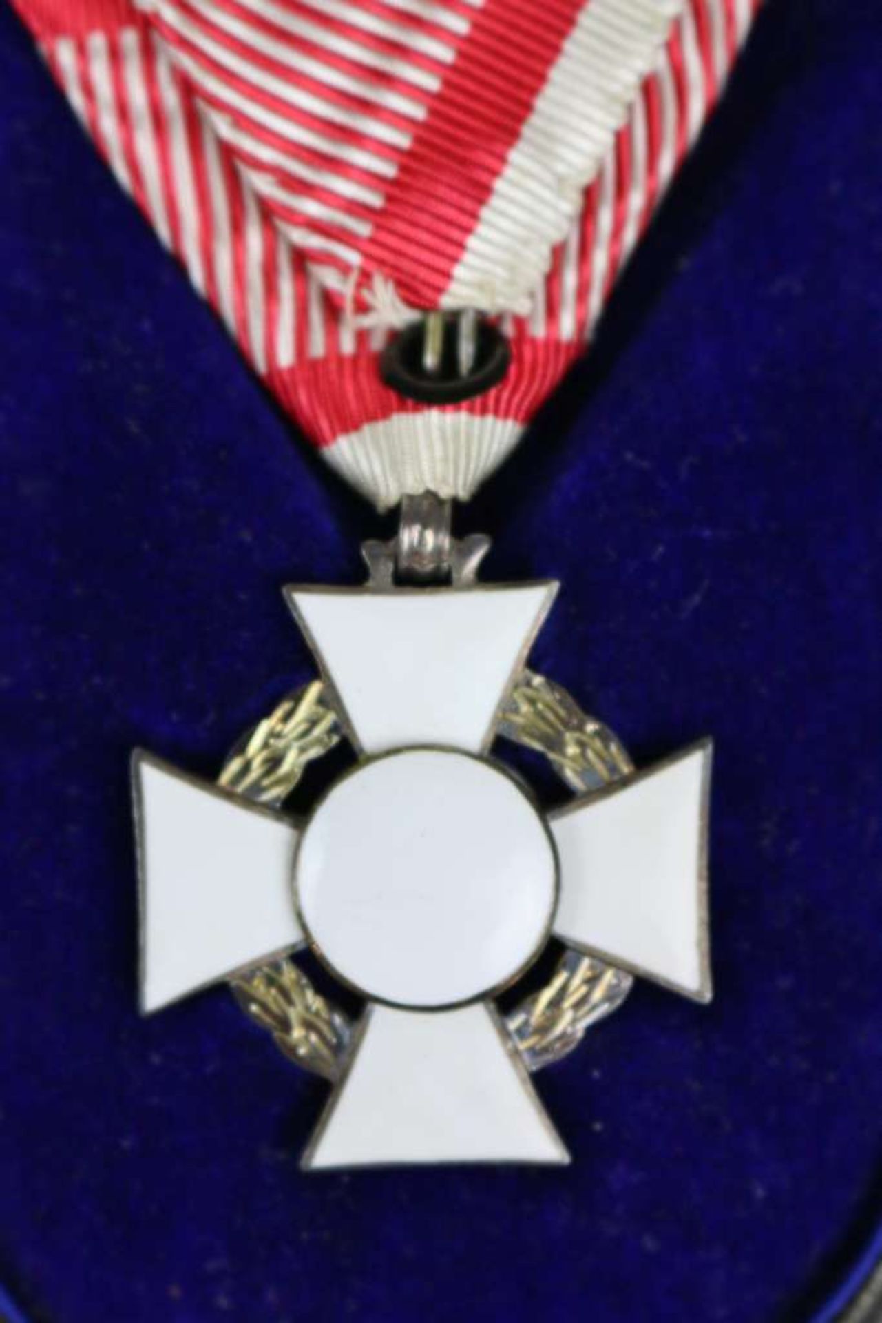 Österreich Ungarn, Militärverdienstkreuz 3. Klasse mit Kriegsdekoration, Silber, beidseitig fein - Bild 4 aus 4