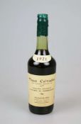 Calvados, 1 Flasche, wohl 70 cl., Jahrgang 1921, Hersteller: Michel Huard, Bezeichnung: Vieux
