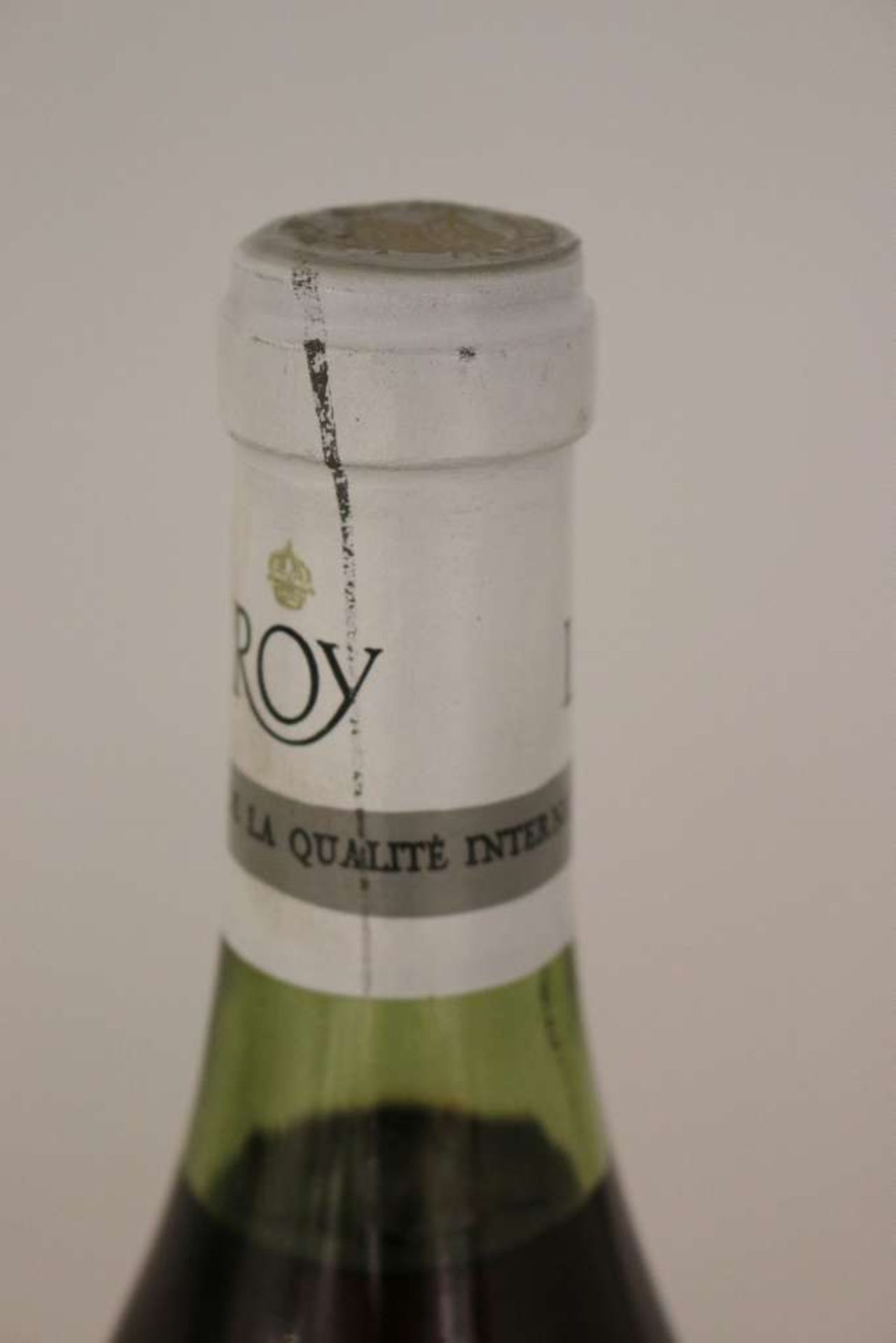 Rotwein, Flasche Musigny, 1969, Domaine Leroy, Grand Cru, Cote de Nuits, Bourgogne, 0,75 L, an - Bild 3 aus 4
