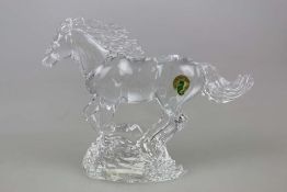 Waterford Crystal "Running Horse", Irland 20 Jh., galoppierendes Pferd aus Bleikristall, Maße ca. 22