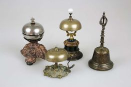 Konvolut Glocken, um 1900, 3 Hotelglocken und eine Tischglocke, verschiedene Materialien, Holz,