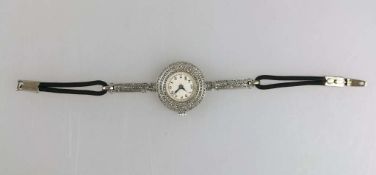 Art Deco Damenarmbanduhr, Weißgold- oder Platinlegierung, Gehäuse Nr. 1785, Steinankerwerk; das