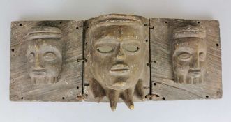 IBIBIO, Nigeria, Maske des "Ekpo" - Bundes, dreiteilige Maske mit anthropmorphem Gesichtsteil und