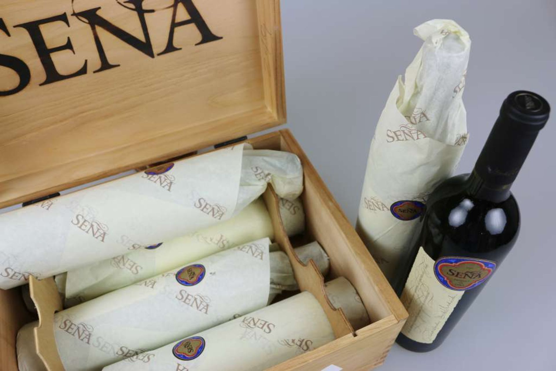 Rotwein, 6 Flaschen Sena, Vina Errazuriz/ Mondavi, Aconcagua Valley Chile, 1997, 0,75 L. In - Bild 2 aus 6