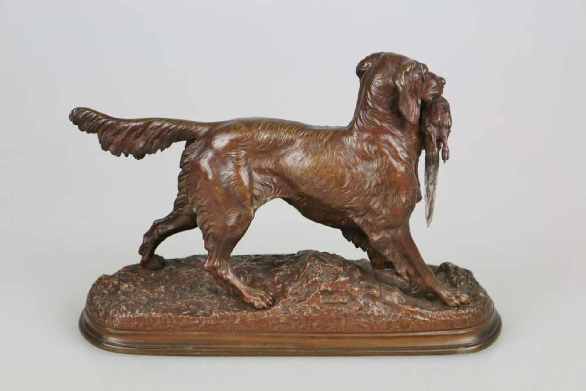 Jules MOIGNIEZ (1835-1894), Bronze patiniert, Jagdhund (Setter) mit erlegtem Fasan im Maul, auf - Bild 2 aus 3