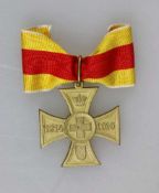 Baden, Kreuz für freiwillige Kriegshilfe 1914 am Band, Weissmetall vergoldet, Zustand 2.- - -20.00 %