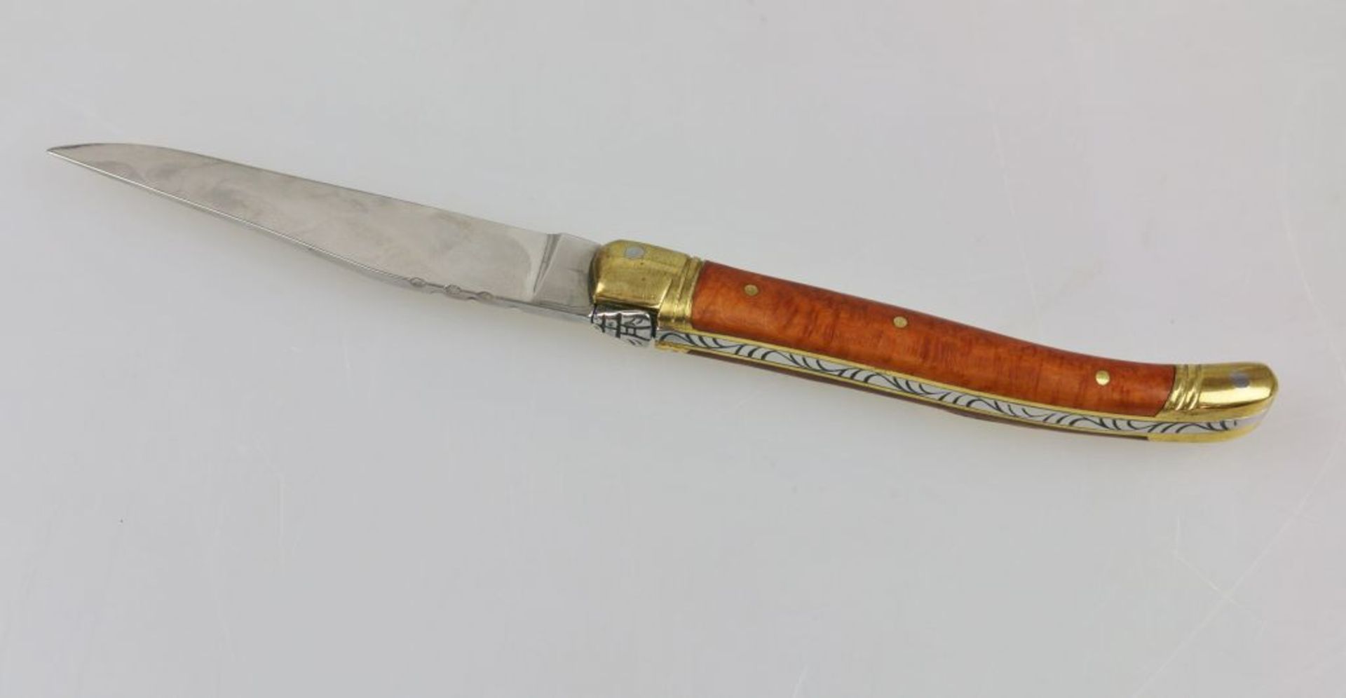 Taschenmesser, Laguiole Le Fidele, Racine de Bruyère, Frankreich 20. Jh., Klinge aus Edelstahl, - Bild 3 aus 3