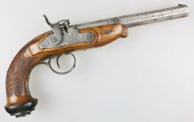 Perkussionspistole um 1845. Achtkantiger, gezogener Lauf im Kaliber 10 mm, leicht fleckig. Oben