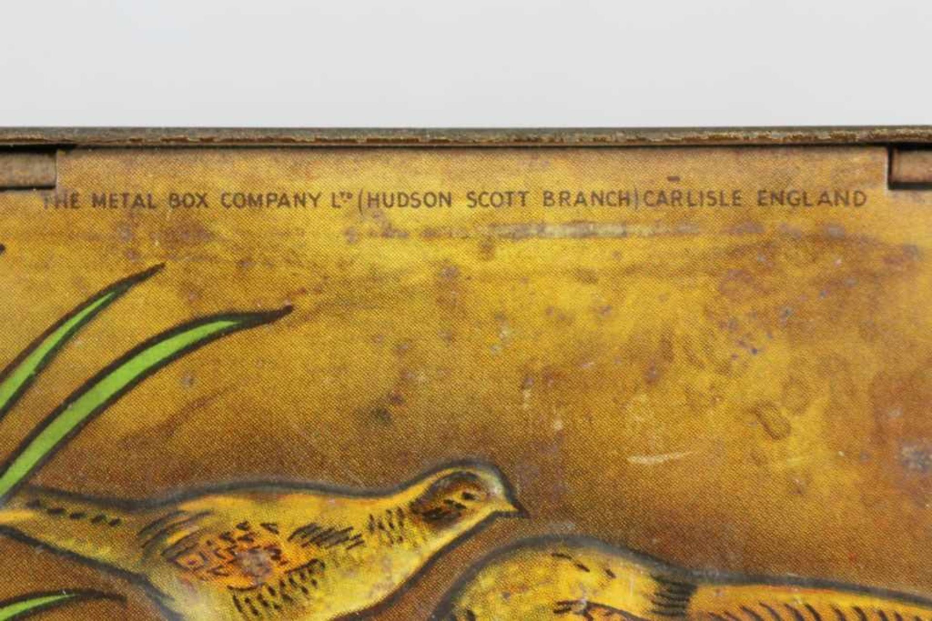 Zwei Blechdosen, England, 20. Jh., The Metal Box Company, rechteckige Dose mit geschwungener - Bild 2 aus 2