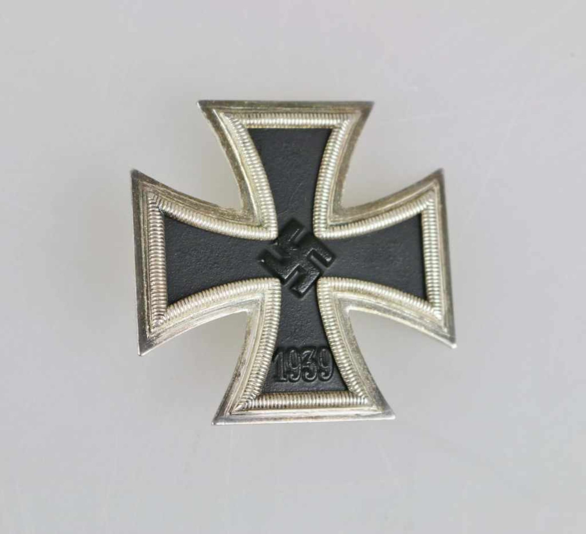Eisernes Kreuz 1939 1. Klasse in Etui, flach, rückseitig an Nadel, Hersteller: Fritz Zimmermann, - Bild 2 aus 4