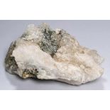 Mineral, "Albit (Clevelandit) mit Turmalin (aus Brasilien)", naturgewachsene, kristallineAusformung,