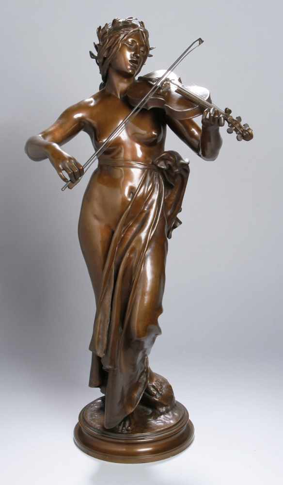 Bronze-Plastik, "Junge, halbnackte Frau beim Spielen der Violine", Delaplanche, Eugène,Belleville