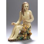 Terracotta-Figur "Weiblicher Akt", monogrammierender Bildhauer H. V., 1942, aufblütenbewachsenem