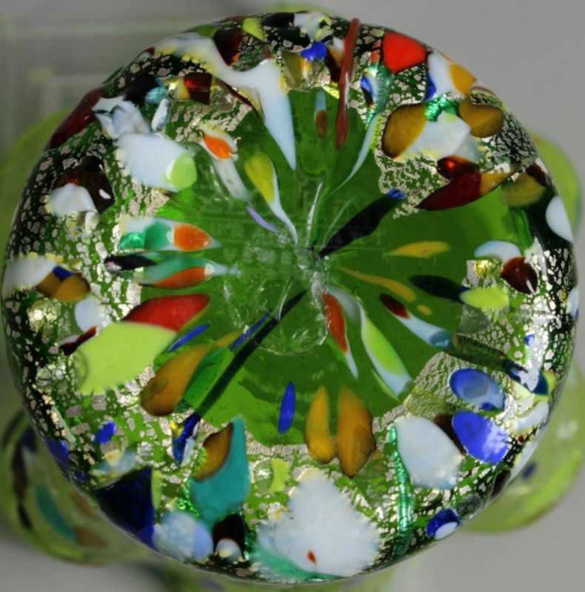 Glas-Ziervase, "Fazzoletto", Murano, CC Zecchin Murano Art, neuzeitlich, sog.Taschentuchvase, grünes - Bild 2 aus 3