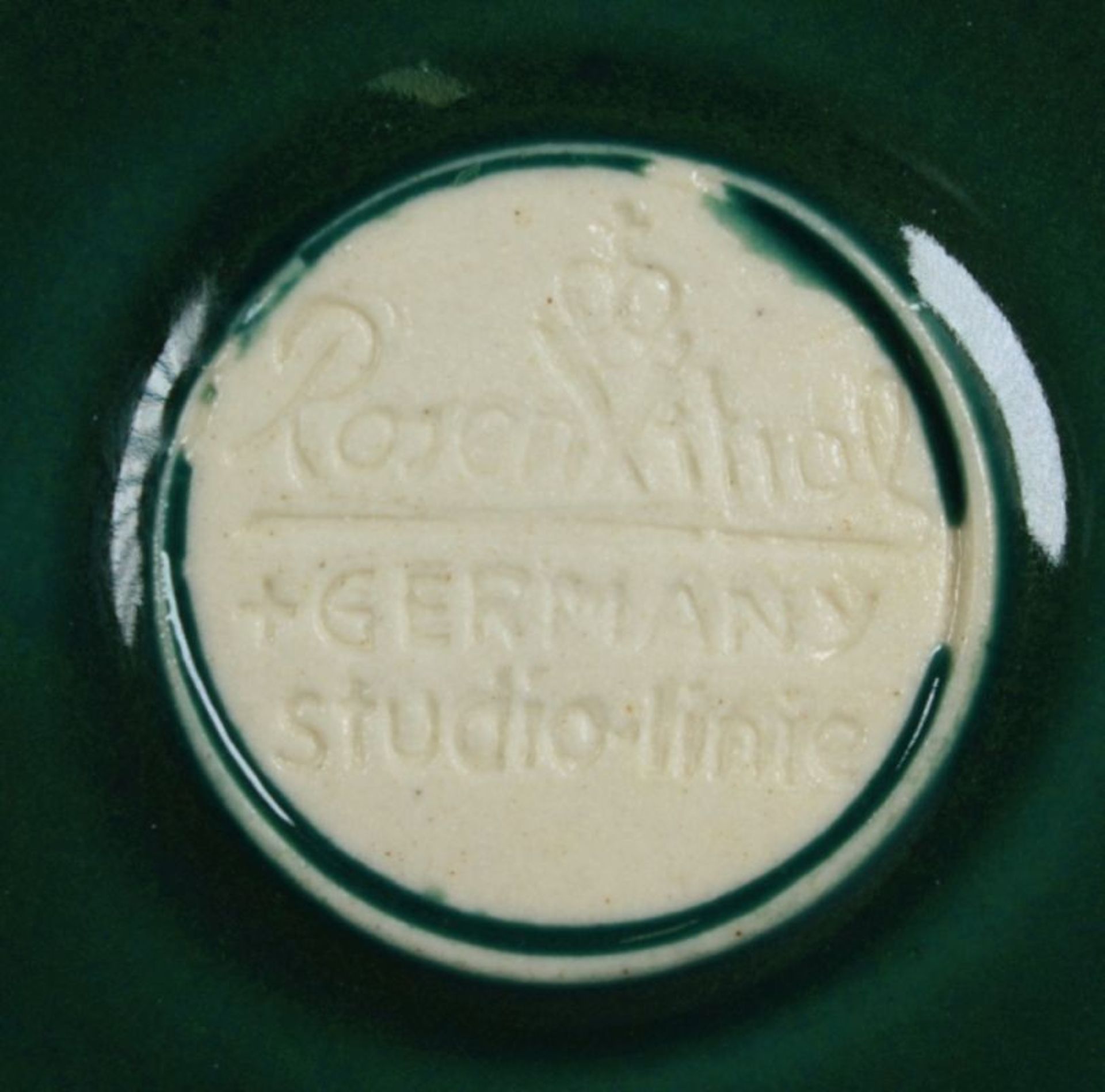 Sechs Keramik-Schalen, Rosenthal, Studio-Linie, Ende 20. Jh., heller Scherben, grünlasiert, - Bild 2 aus 2