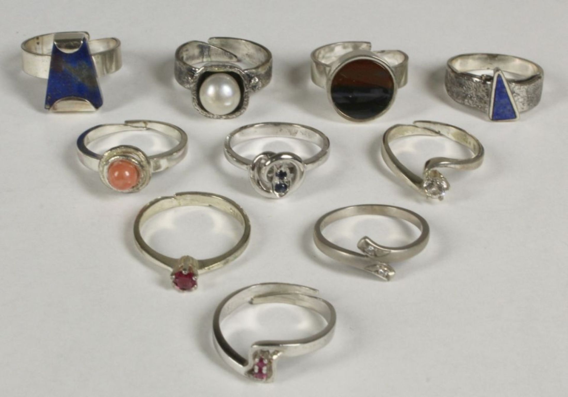 Konvolut Ringe, 10-tlg., Silber, unterschiedliche Formen, Größen und Dekore