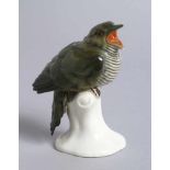 Porzellan-Tierplastik, "Vogel", Porzellanfabrik Passau, um 1937-42, Entw.: E. Derra, aufAstsockel