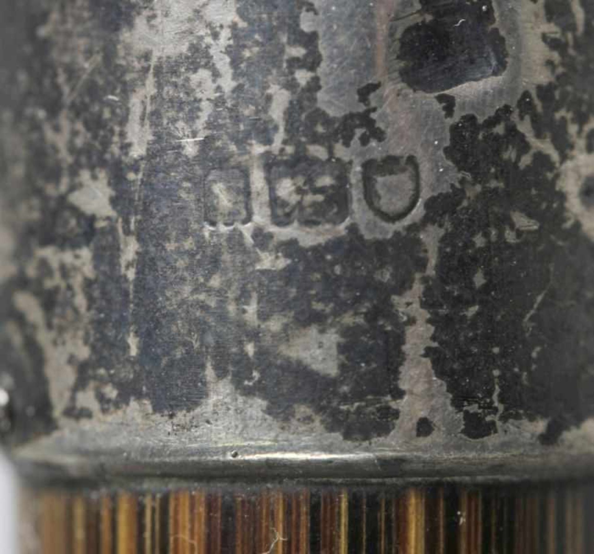Spazierstock, um 1900, Schaft aus Bambus, Porzellan-Kugelgriff, fein polychrom bemalt,Manschette - Bild 4 aus 4